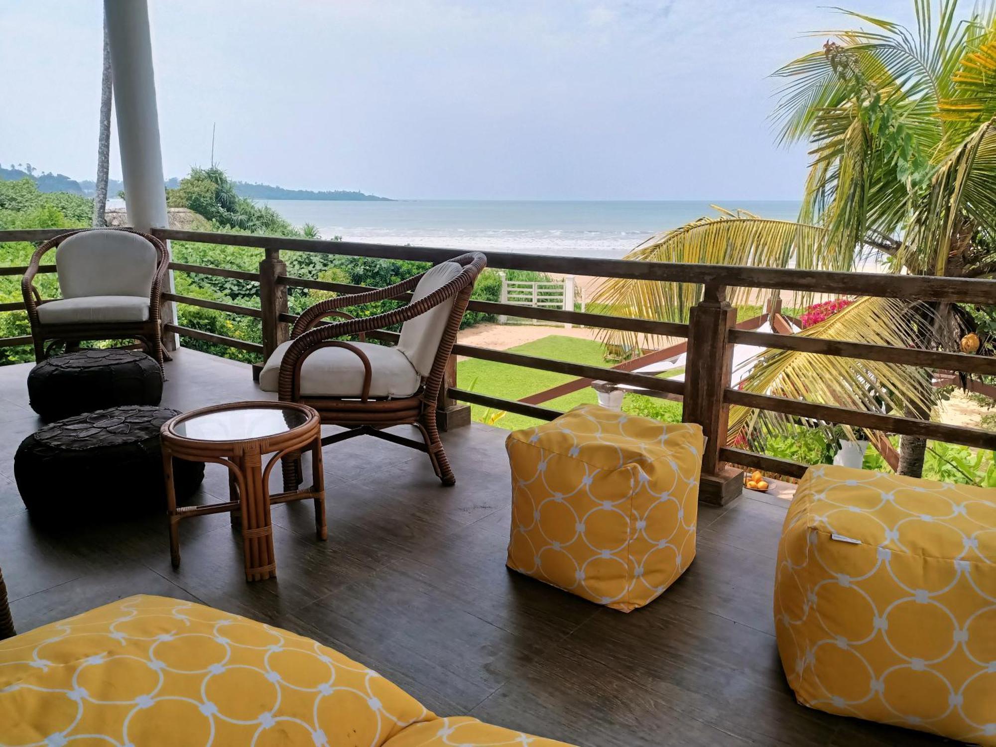 Santi Beach House With Pool & Beach 韦利格默 客房 照片